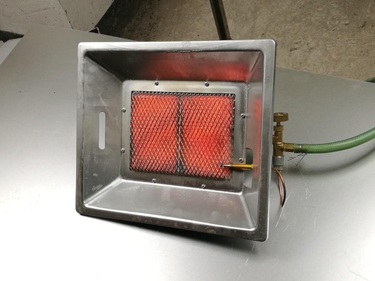 Riscaldatore per Pollai a Gas GPL NG Propano Chioccia a Risparmio Energetico